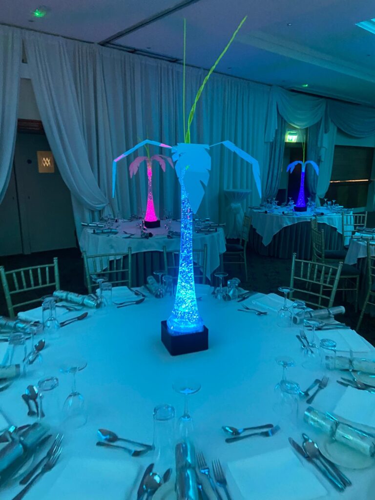 Palm Vase Centrepiece Table Art 1